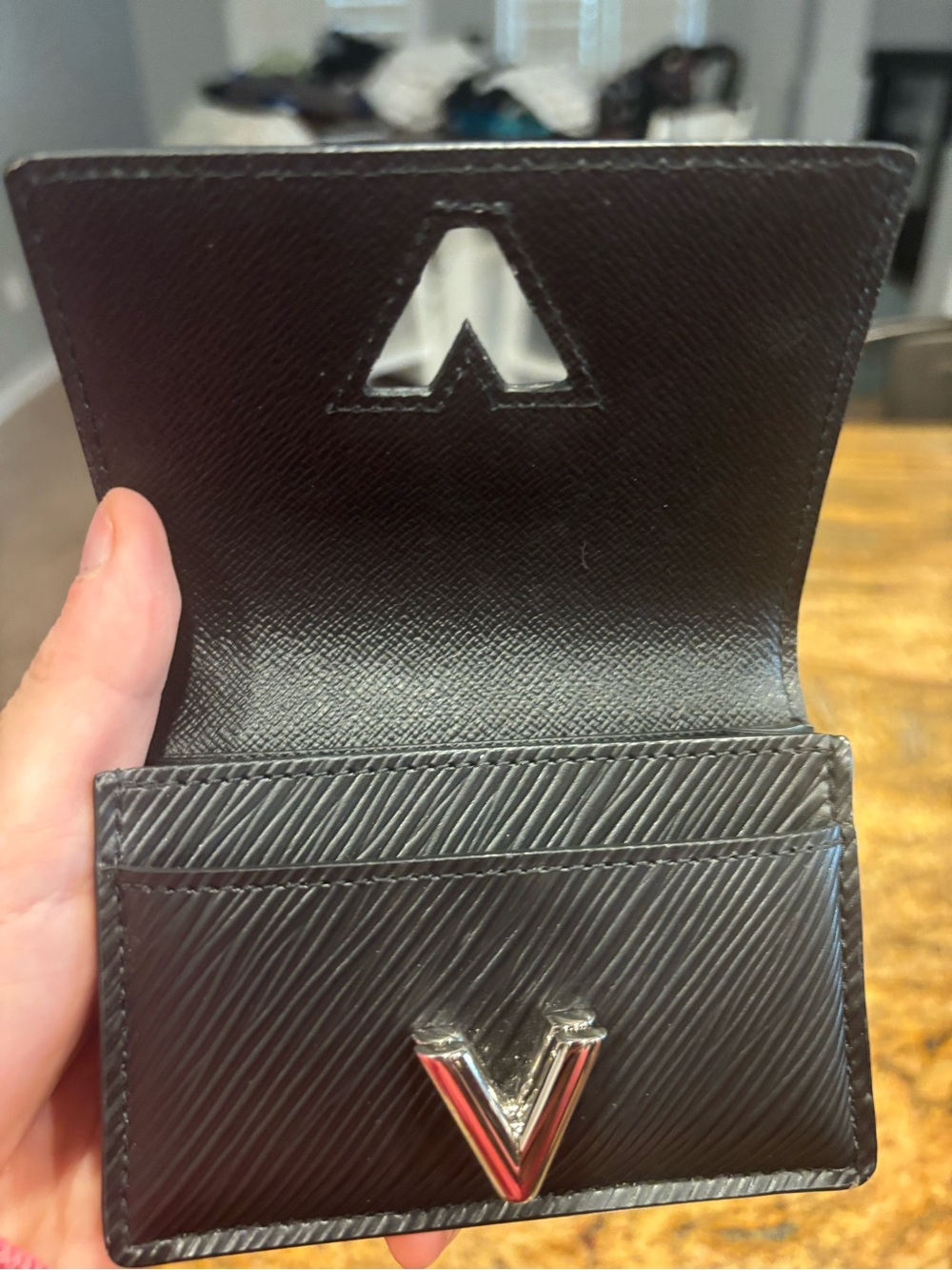 Louis Vuitton Black Epi Leather Card Holder with Silver LV Emblem - Picture 4 of 5